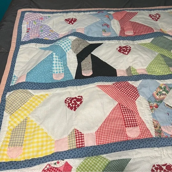 sun bonnet girl quilt 40" X 43" Multi Color With Pink Border Smallish Size